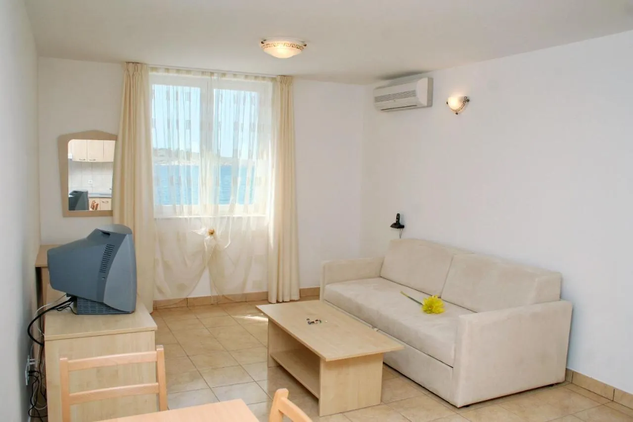 Apartments By The Sea Vinjerac, Zadar - 3093  Vinjerac
